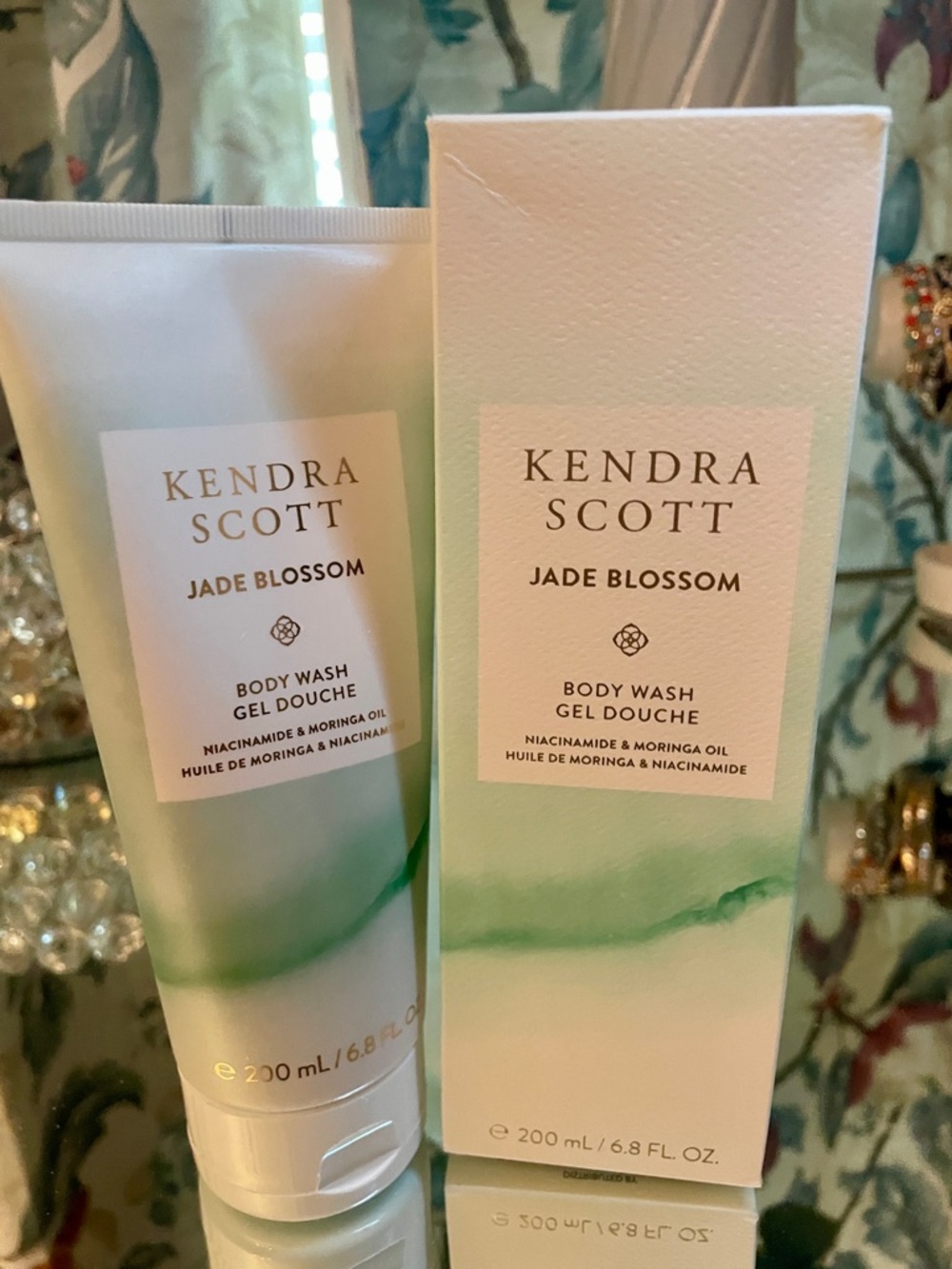 NWB Kendra Scott Jade Blossom Body Wash Gel 200ml/6.8 Oz Body - Picture 3 of 4